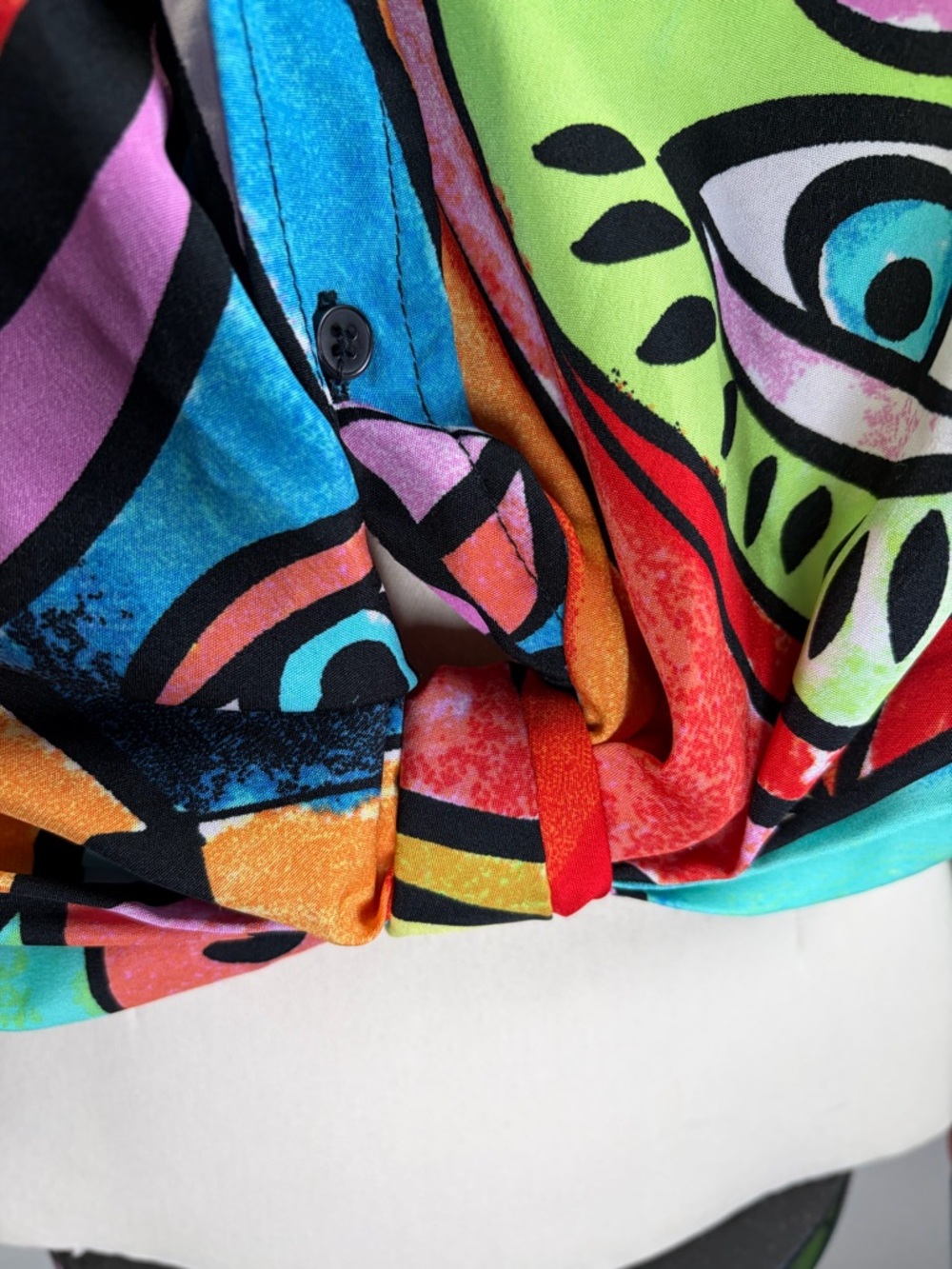 Live 4 Truth Abstract Print Cropped Blouse L/S Trendy Top - Size Medium - Picture 3 of 7